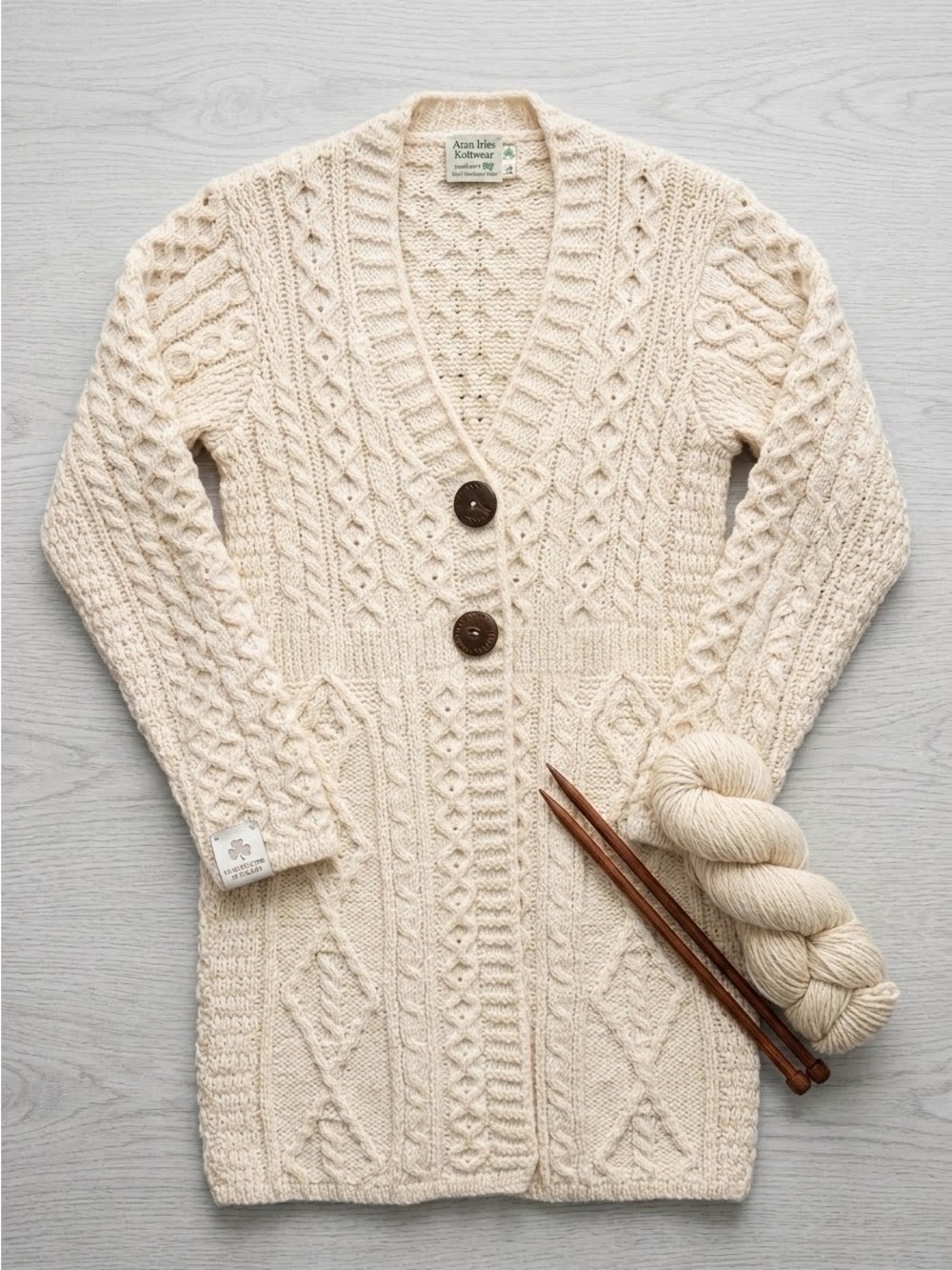 ARAN ISLES KNITWEAR 100% Merino Wool Cardigan, Size M